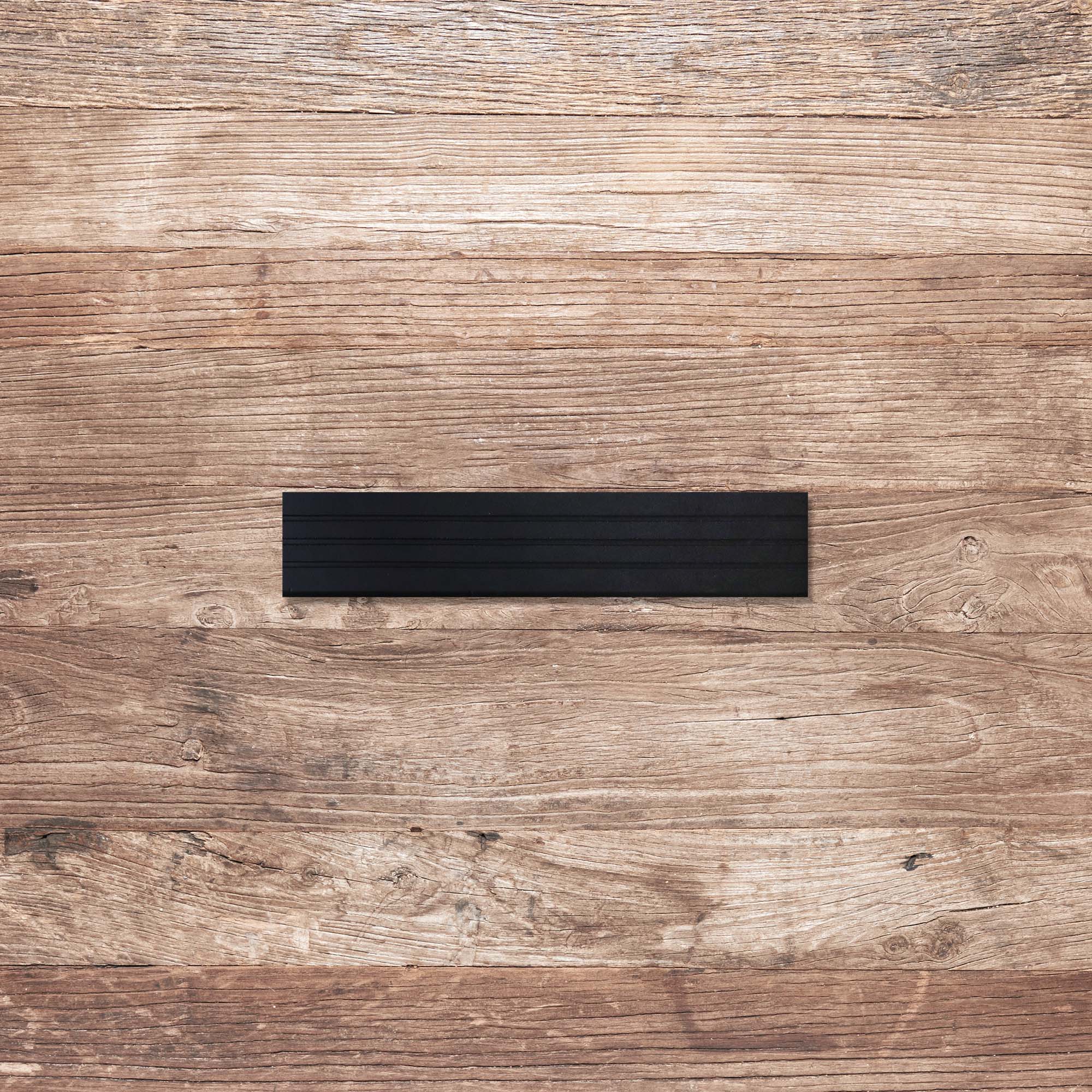 Waringa Black Step Tread 300x60