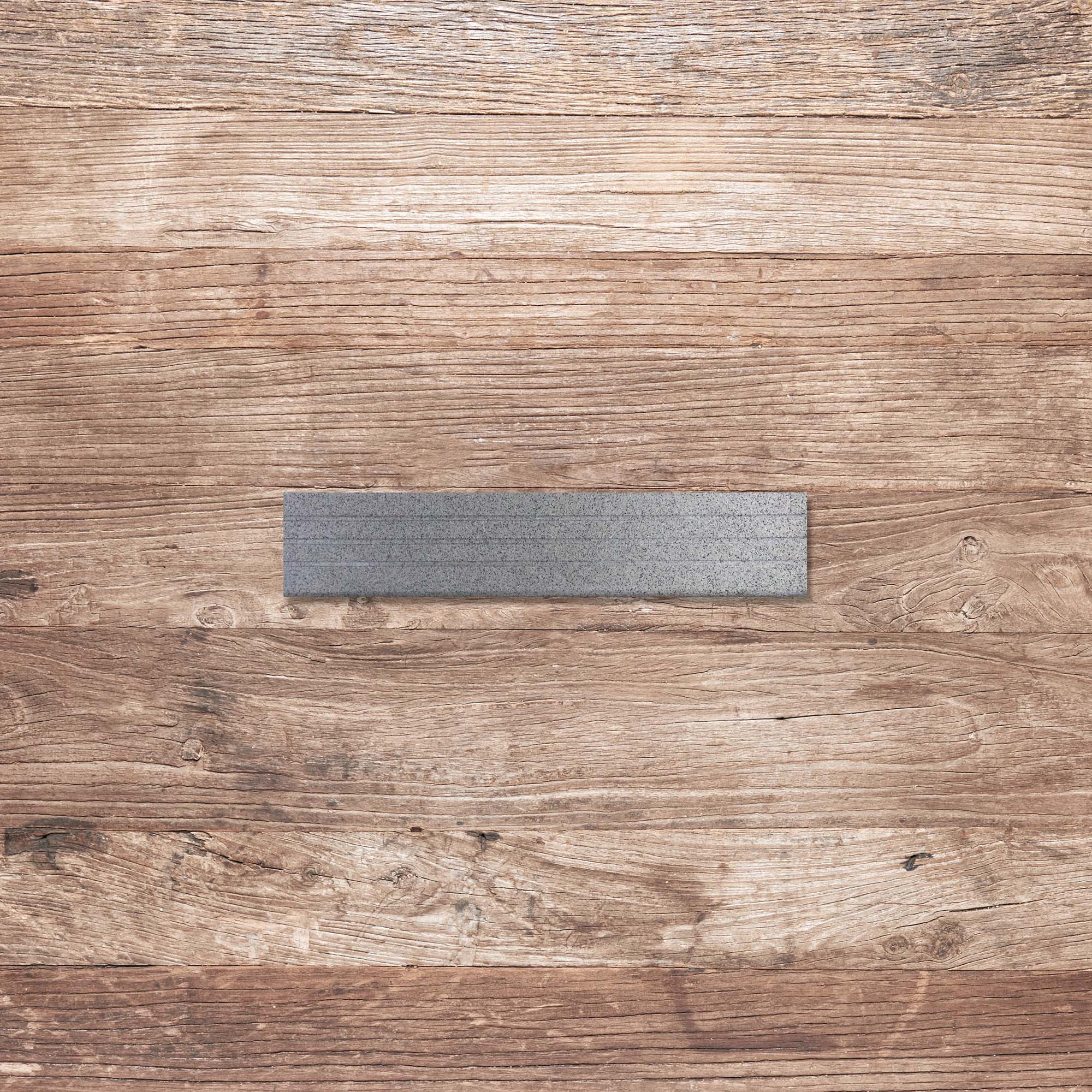 Waringa Grey Micro Step Tread 300x60