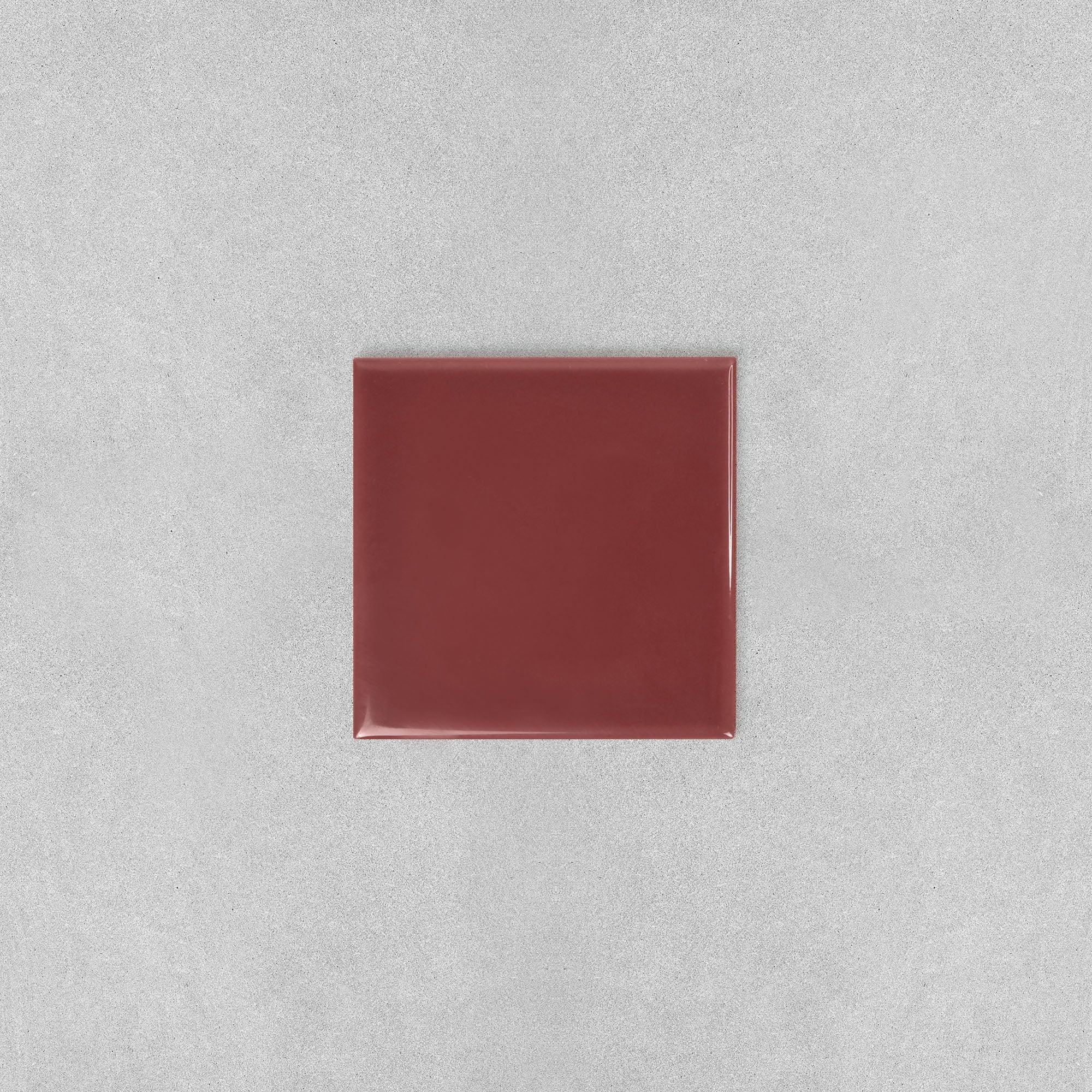 Spectrum Plus Barn Red Gloss