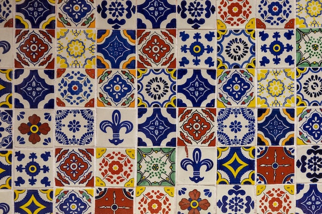 Arabesque tile sample