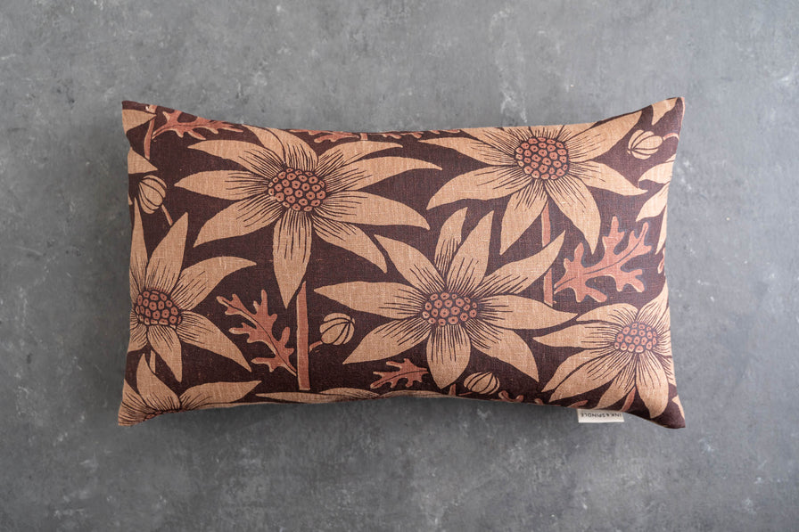 Flannel Flower in Rose & Earth on Spice