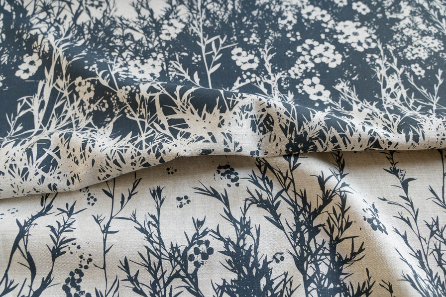 Tea Tree in Bluestone on Oatmeal Midweight
