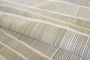Sticks in Bushleaf