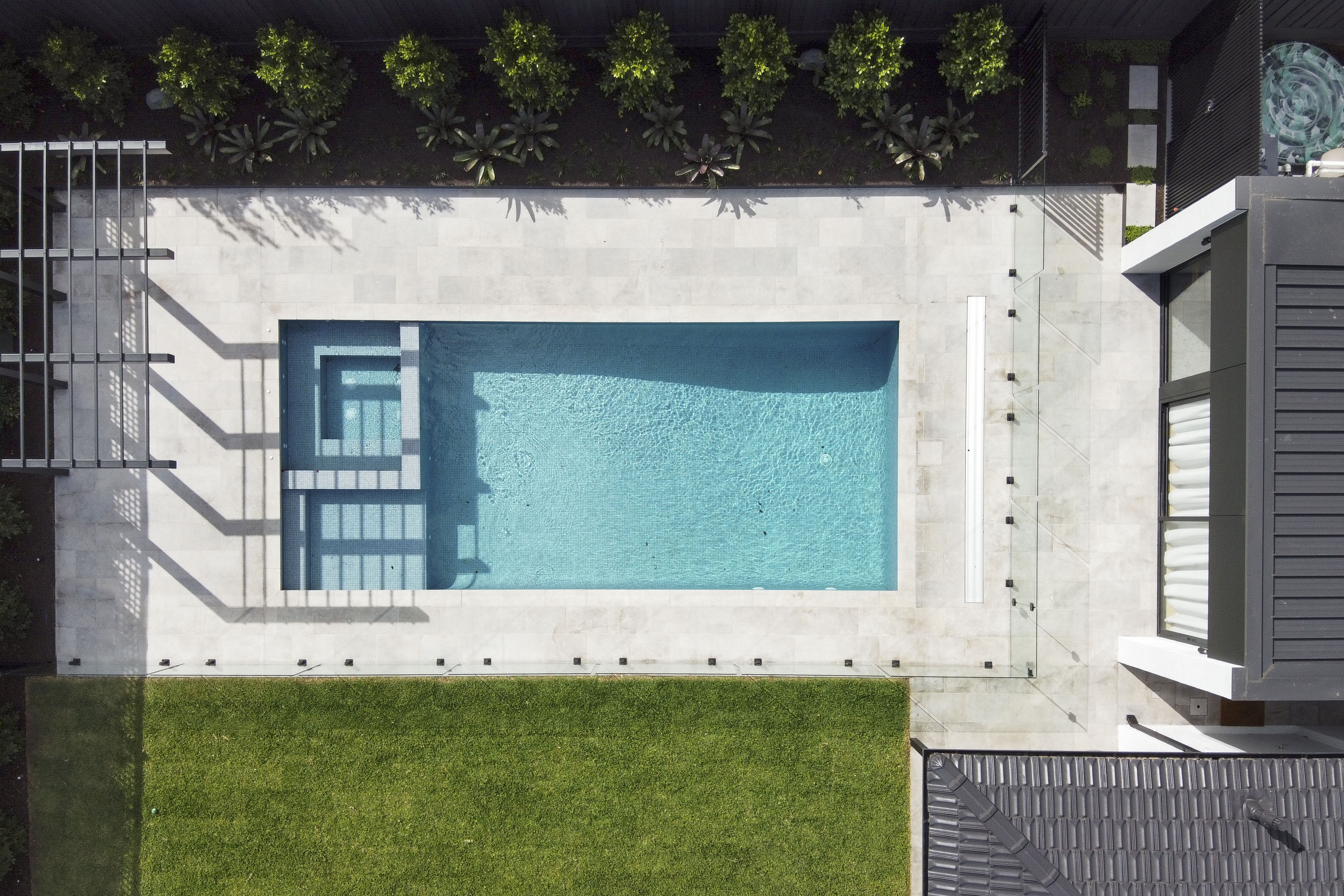 London Grey Sandblasted Limestone