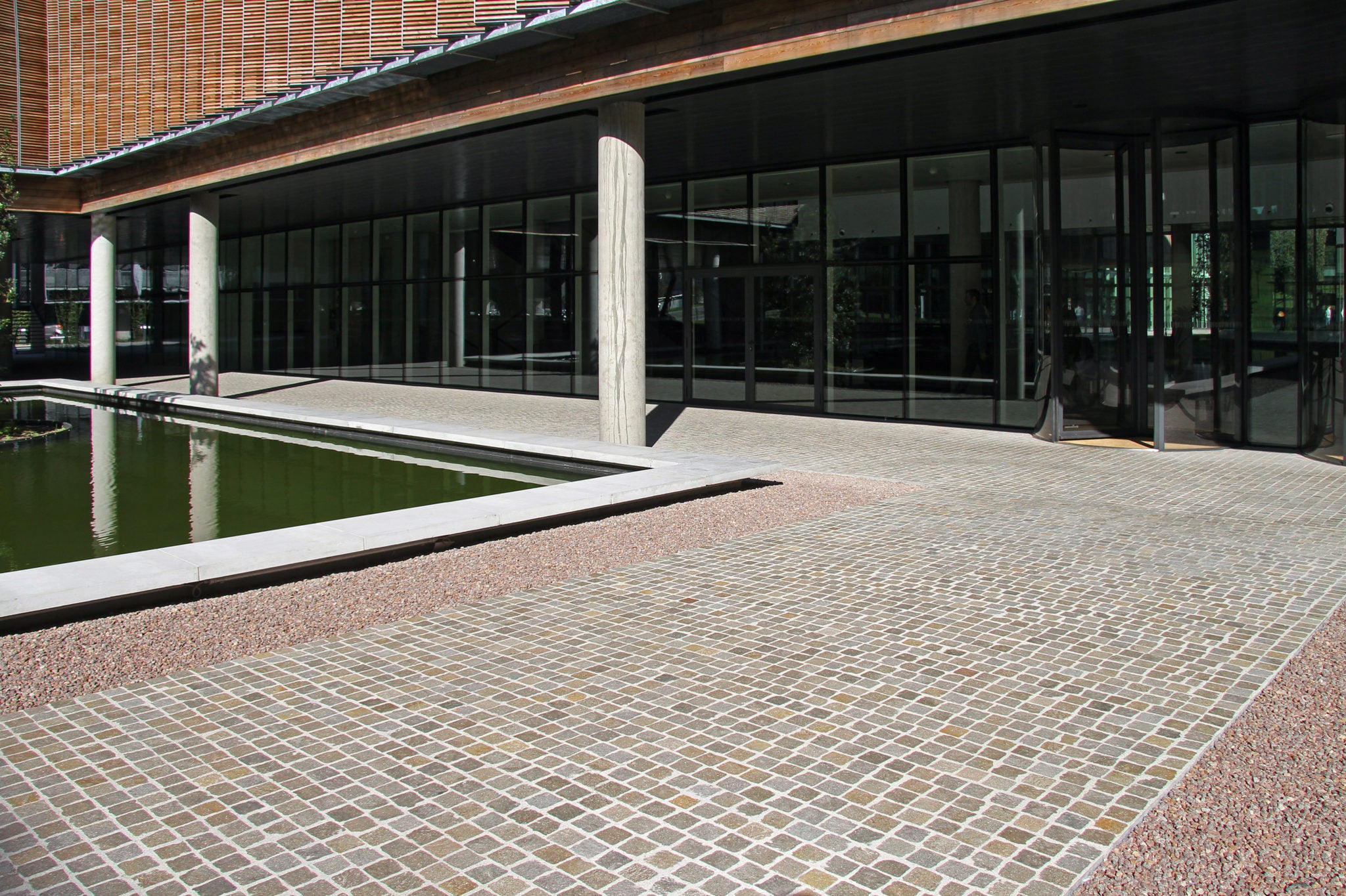 Italian Porphyry Cobbles