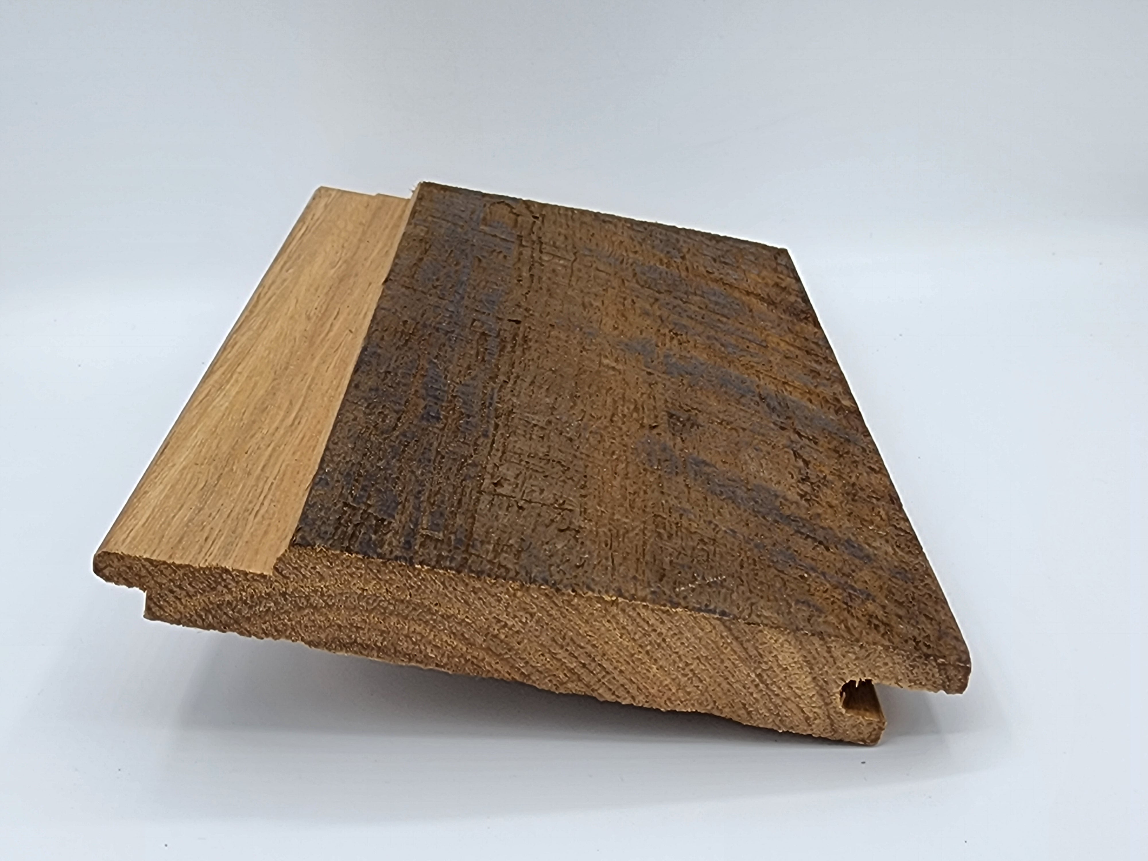 Spotted Gum Cladding Ship Lap Wharf Queensland KDHW 122x19 Cladding sample