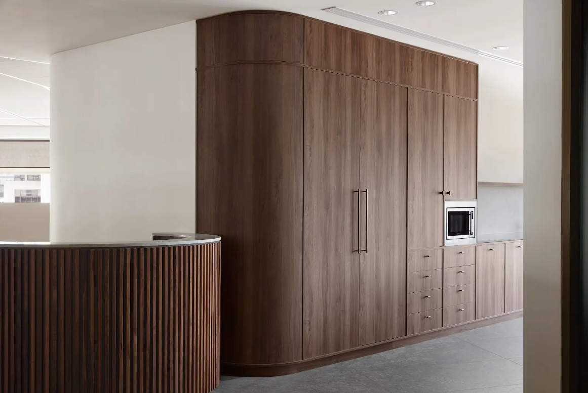 Tobacco Pacific Walnut H3702 ST10