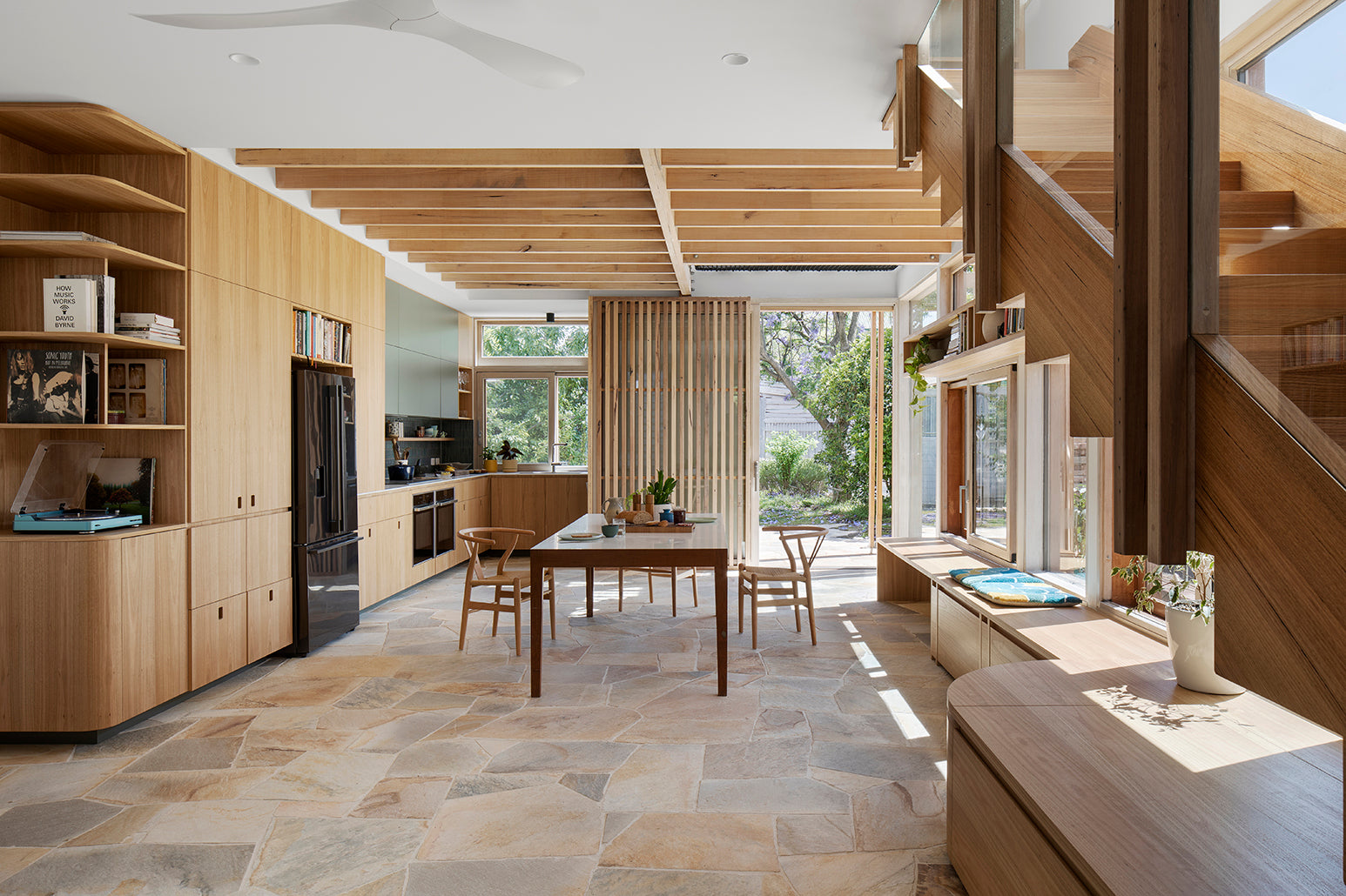 Santos Quartz Crazy Paving