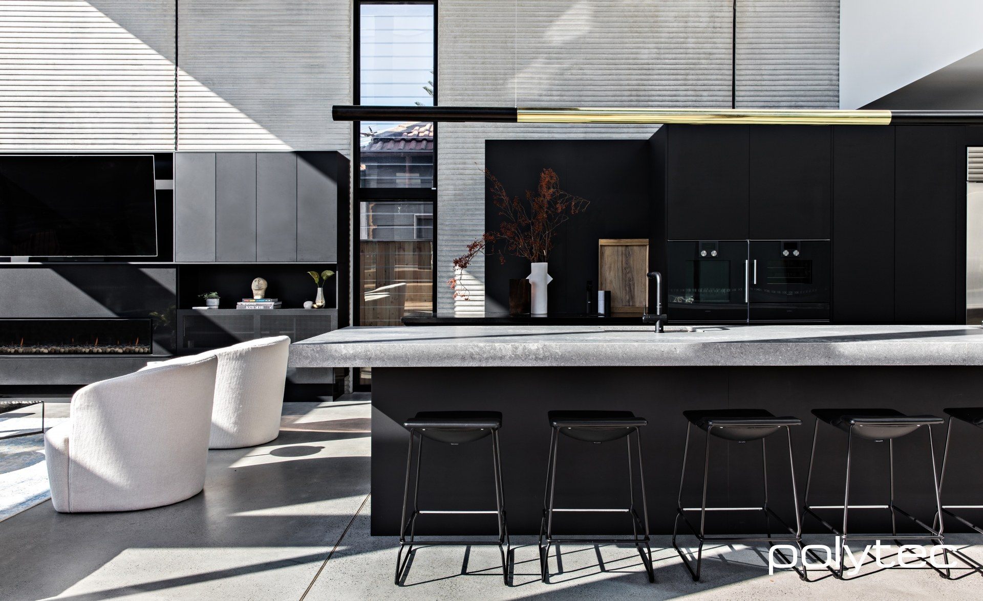 Venette Black